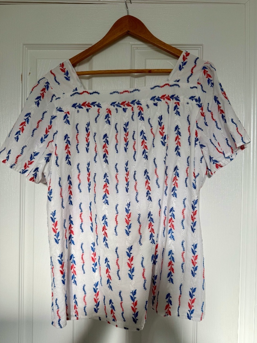 Talbots Blouse - Picture 2 of 3
